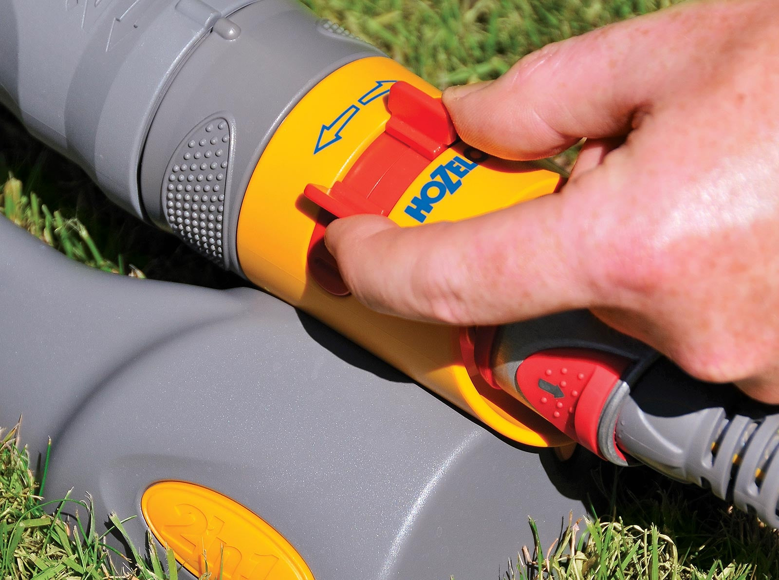 Hozelock Zwenksproeier Pro 200 m² - 20 jets [nl]